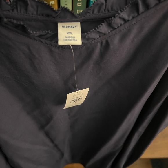 Old Navy Ruffle-Trimmed Cami Blouse - Picture 4 of 4